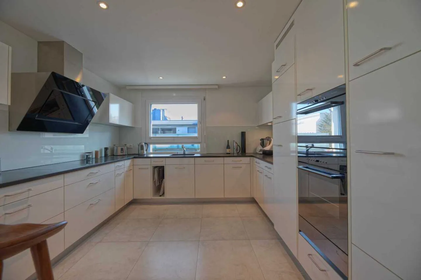 Elegante Attika-Wohnung mit Terrassen - Foto 7 von 13