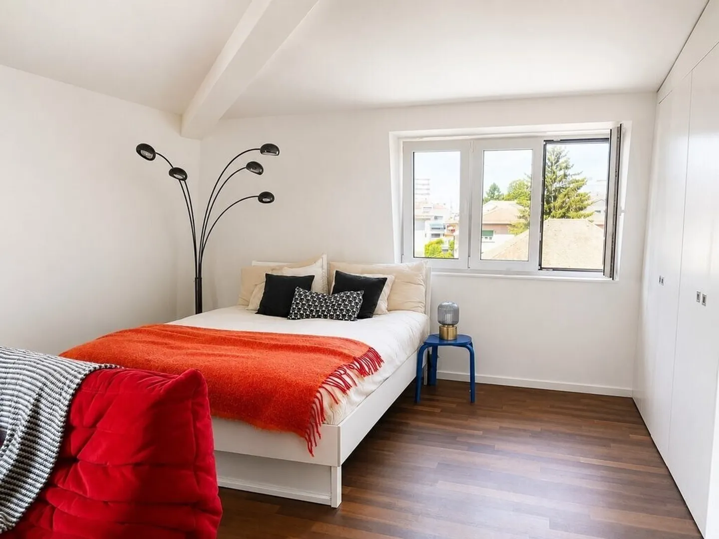 Charmant loft en attique à Chailly - Photo 2 sur 9