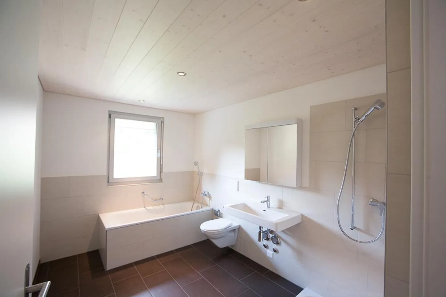 Appartamento 2.5 locali con patio - Foto 3 di 3