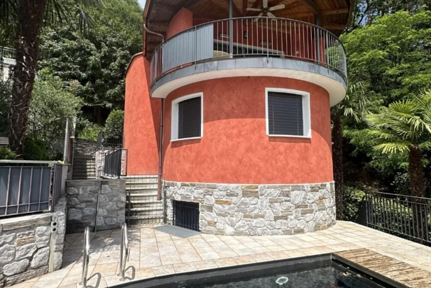 Villa avec un grand confort et vue panoramique sur le lac - Photo 19 sur 24