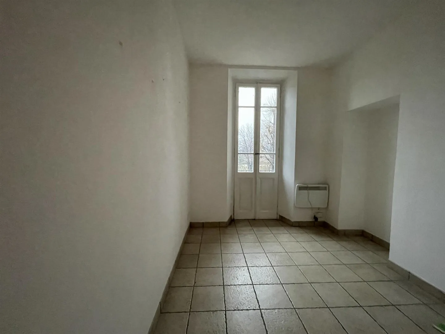 3,5 locali in una vecchia casa + 75 m² di soffitta a Chiasso - Foto 5 di 7