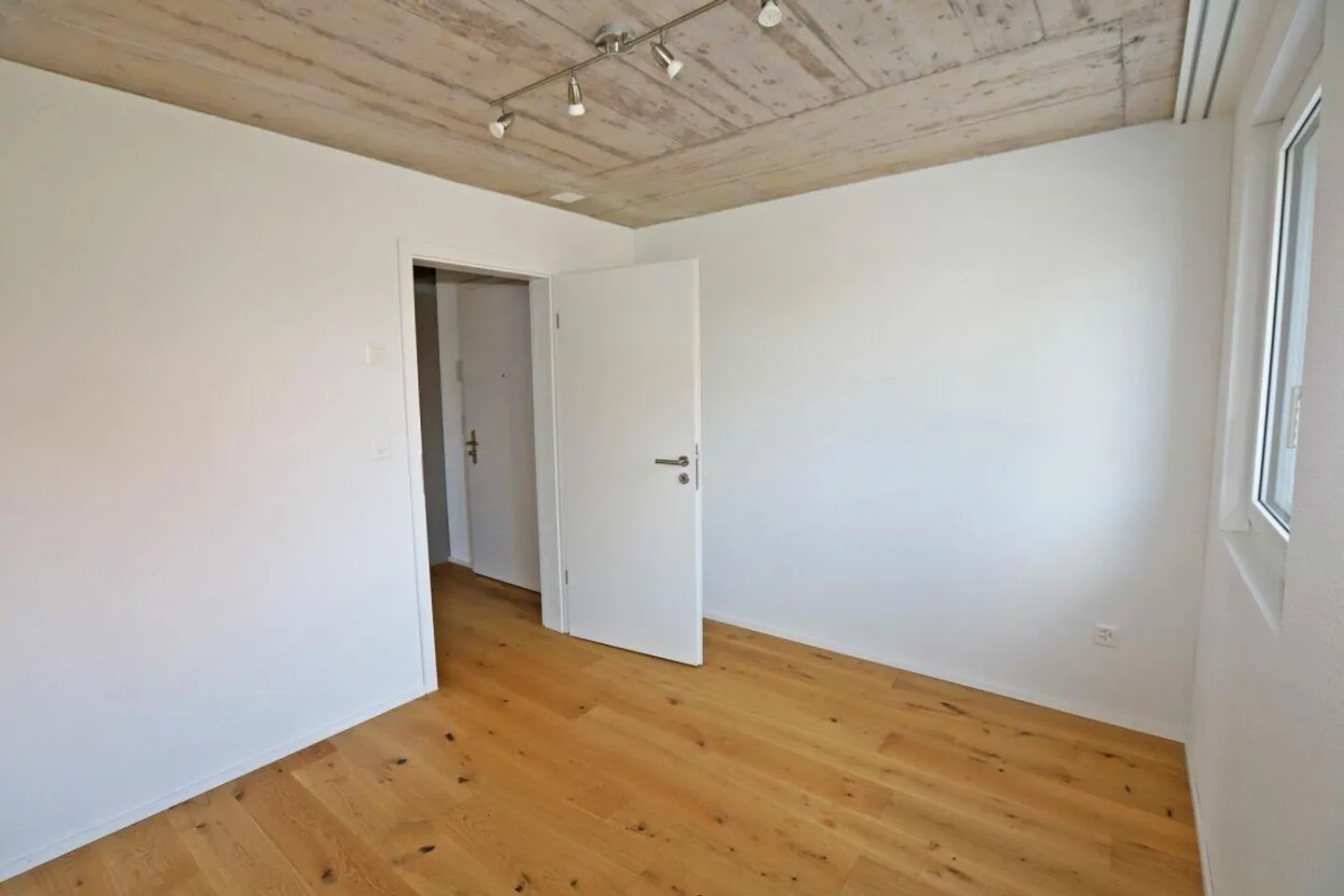 Appartement lumineux de 3.5 pièces dans un immeuble neuf et moderne. (Construit en 2025) - Photo 5 sur 12
