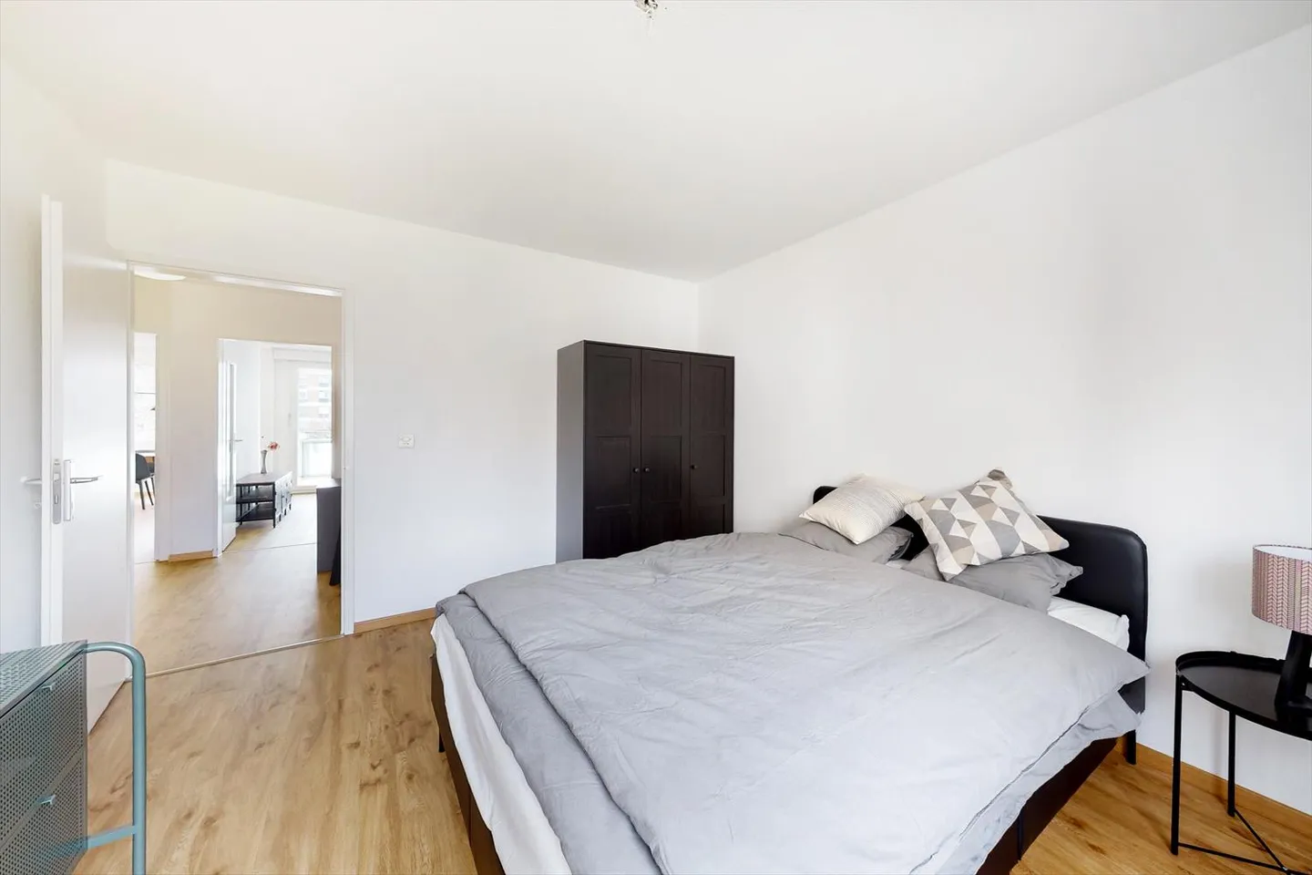 Renovierte Wohnung mit idealen Verkehrsanbindungen - Photo 5 sur 13