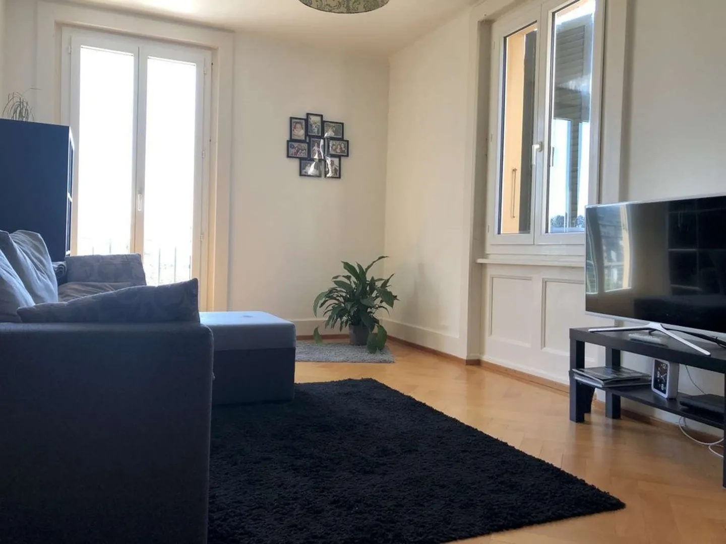 3 Rooms near the Flon District - Photo 3 of 9