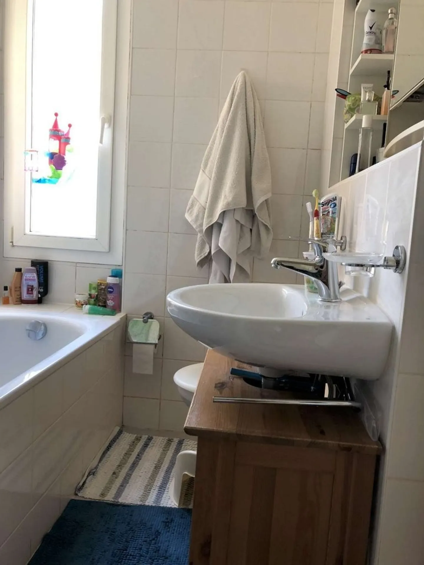 3 Rooms near the Flon District - Photo 8 of 9