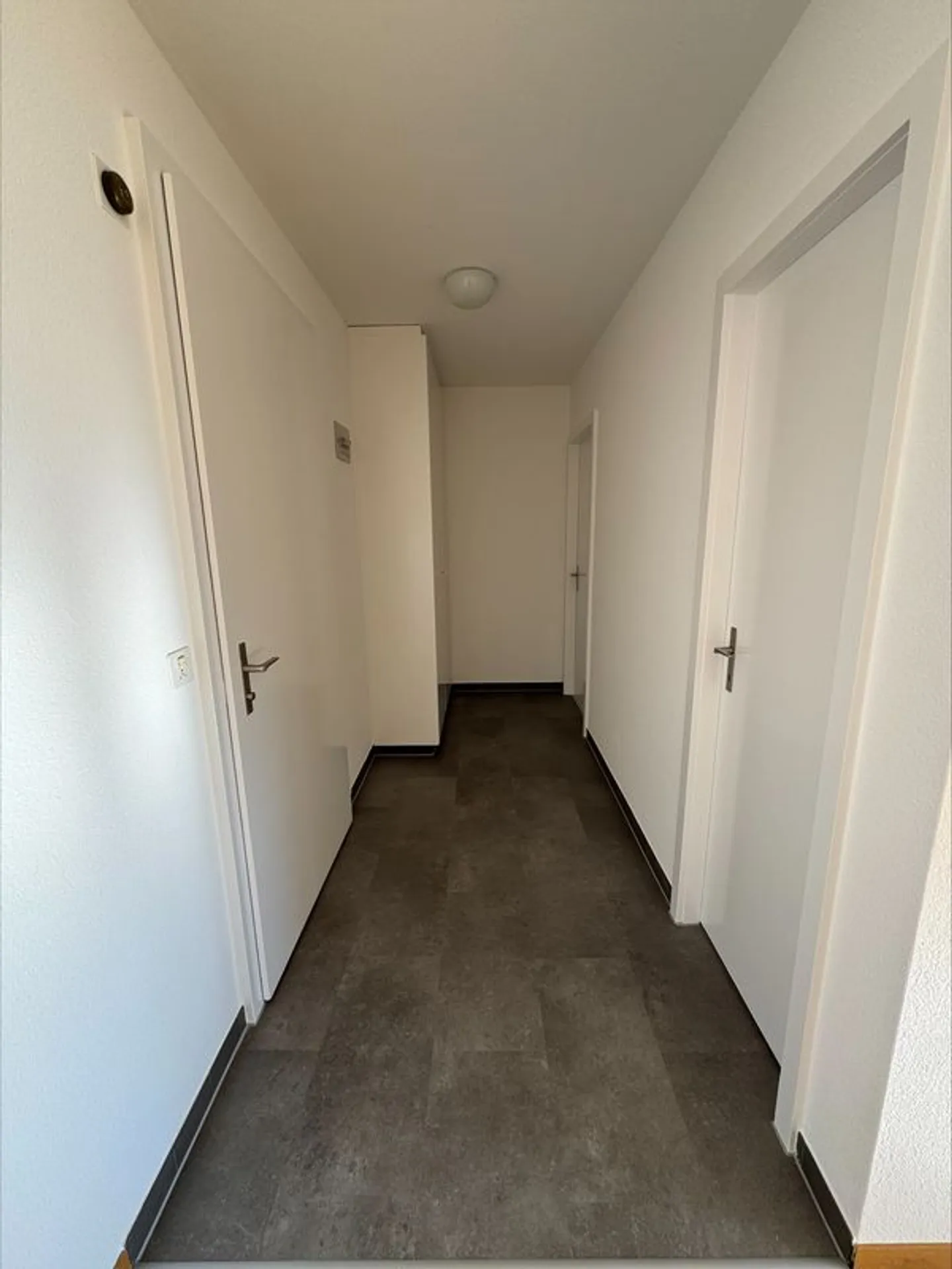 Appartamento 2.5 stanze - Foto 2 di 11