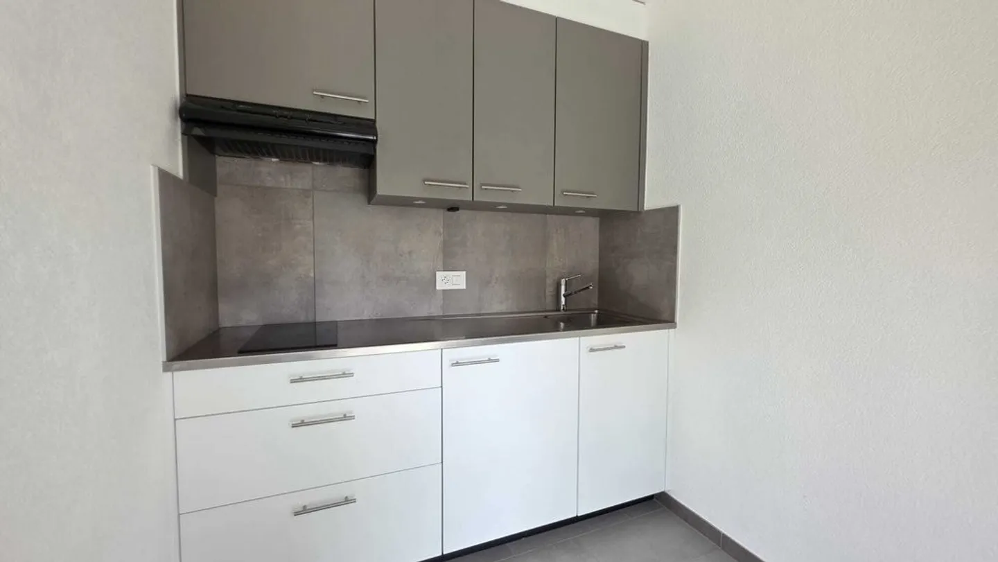 Appartement avec 1 chambre et balcon - Photo 2 sur 7