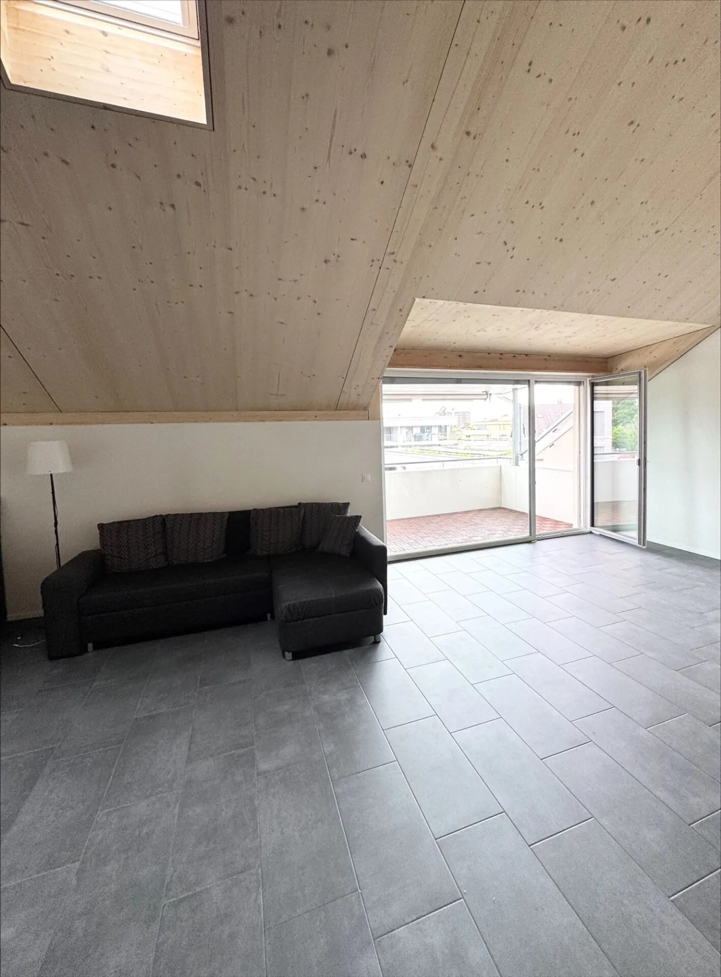 Modern 3.5-room apartment in beautiful Wetzikon - Photo 5 of 10