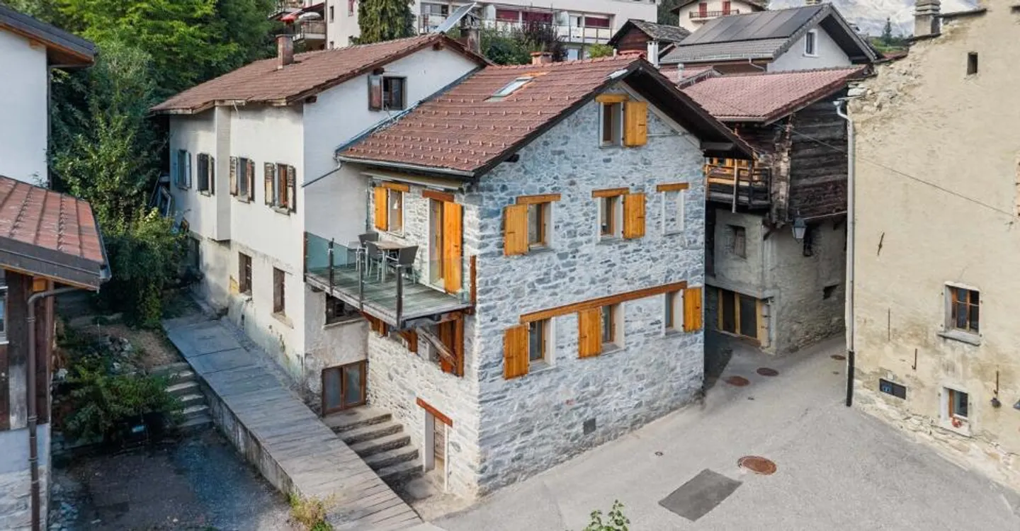 Casa di villaggio autentica a Basse-Nendaz - Foto 1 di 9