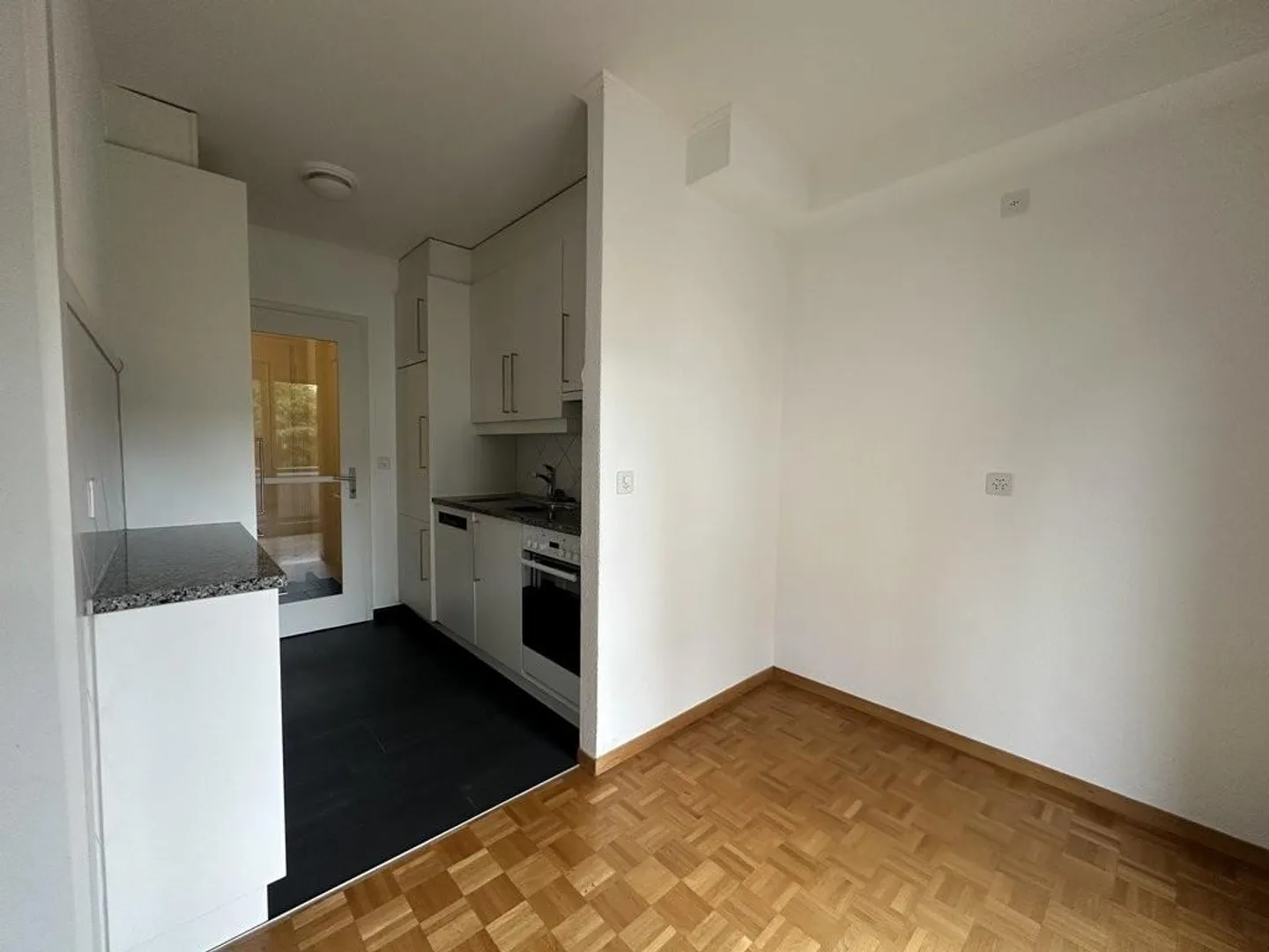 Appartamento centrale nel cuore di Länggasse! - Foto 4 di 8