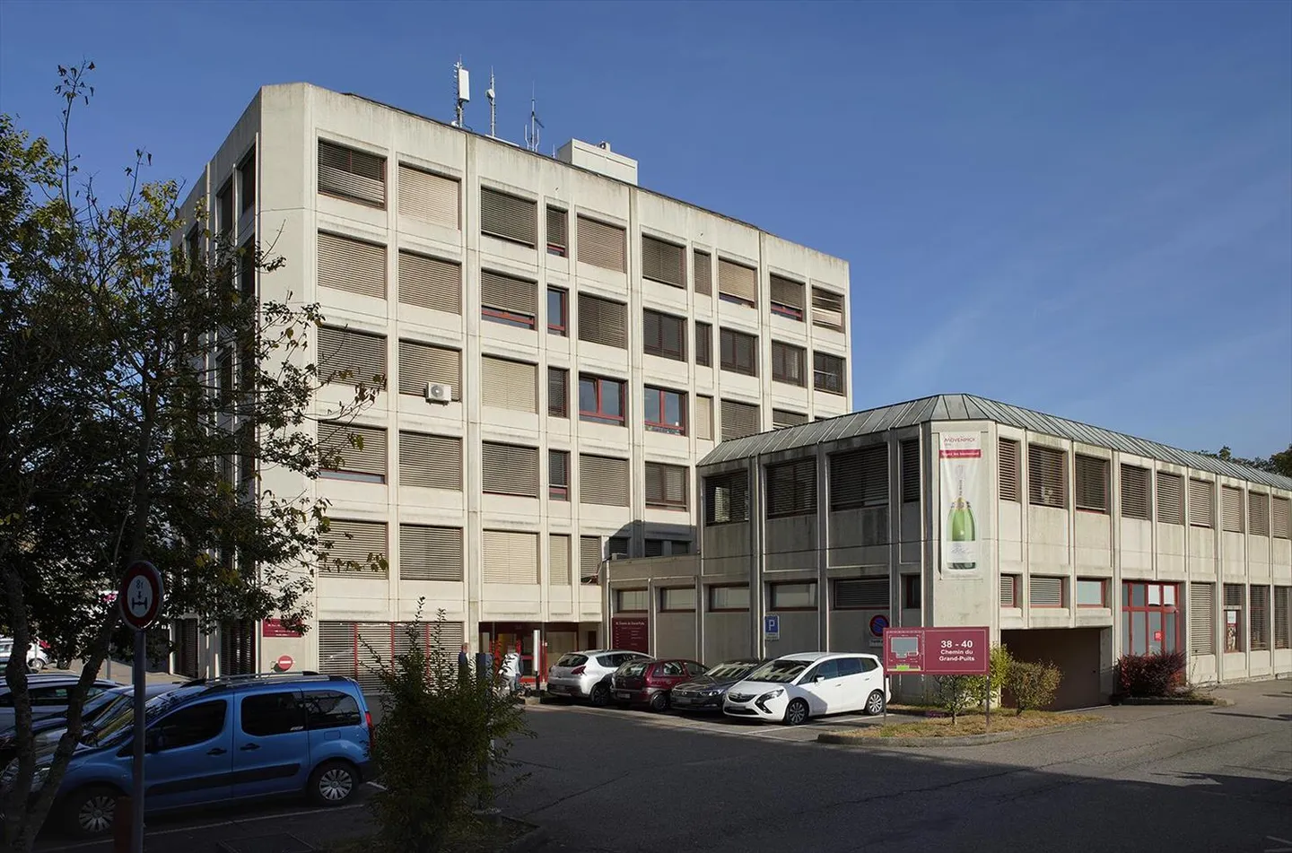 Bureau - Photo 1 sur 2