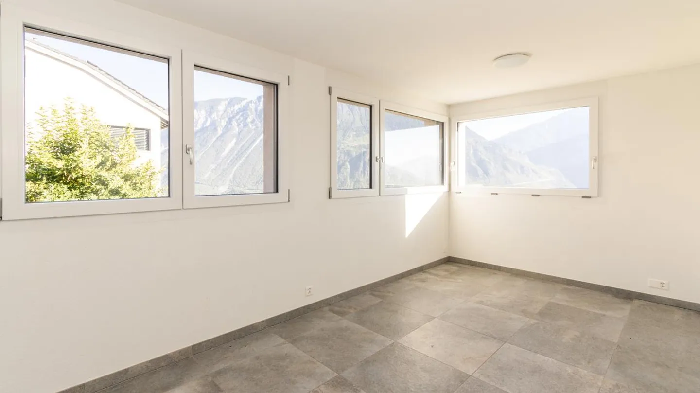 ZU VERMIETEN VILLA 6.5 ZIMMER IN MIEGE - Foto 6 von 14