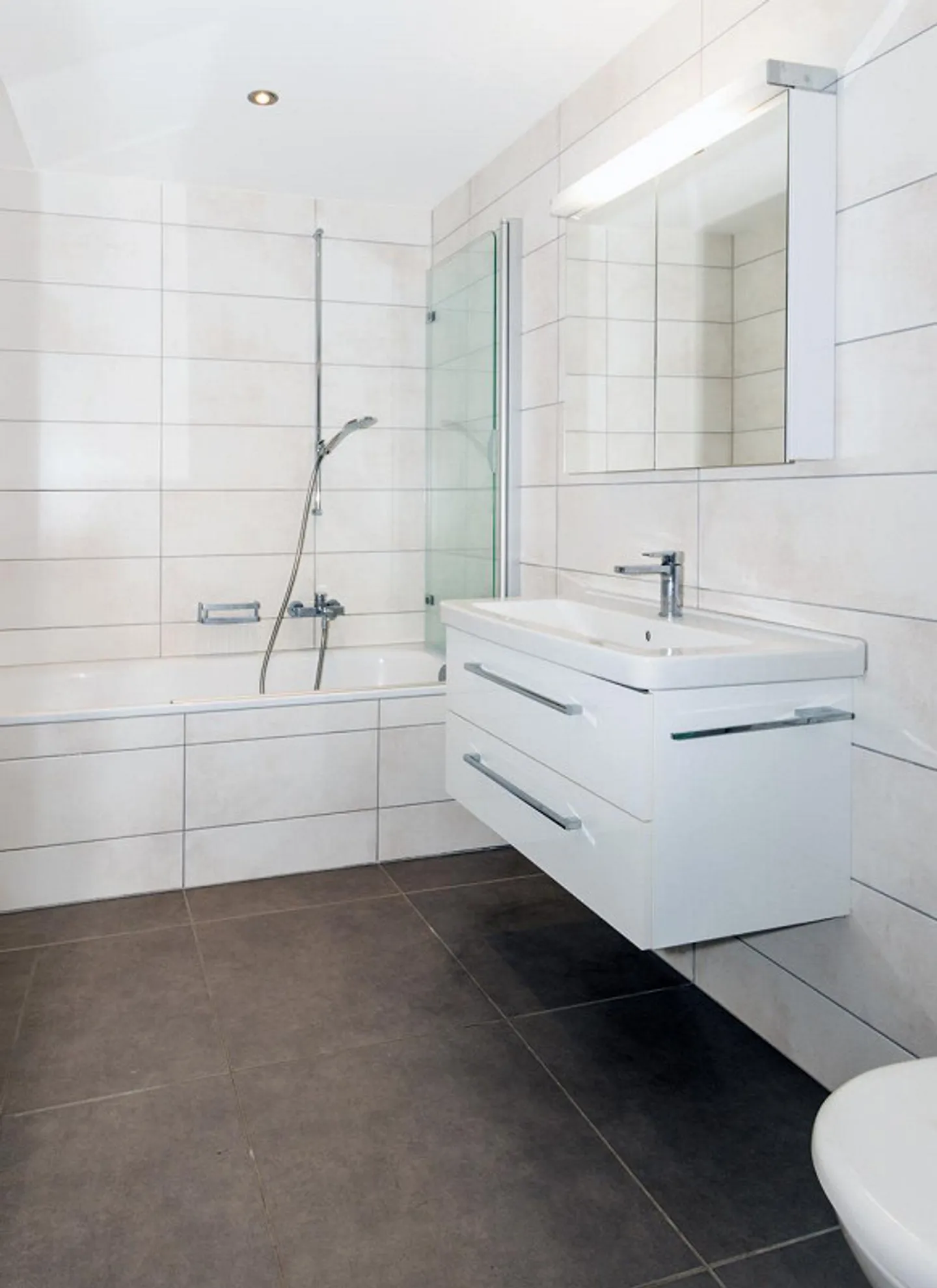 ZU VERMIETEN VILLA 6.5 ZIMMER IN MIEGE - Foto 7 von 14