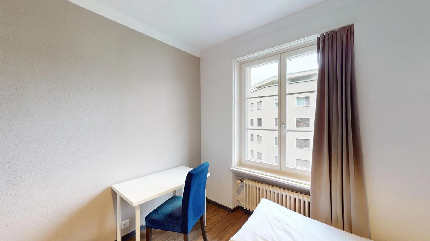 Appartement moderne meublé au centre - Photo 3 sur 8