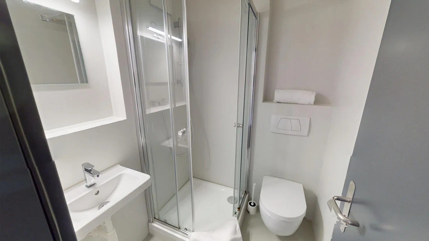 Appartement moderne meublé au centre - Photo 5 sur 8