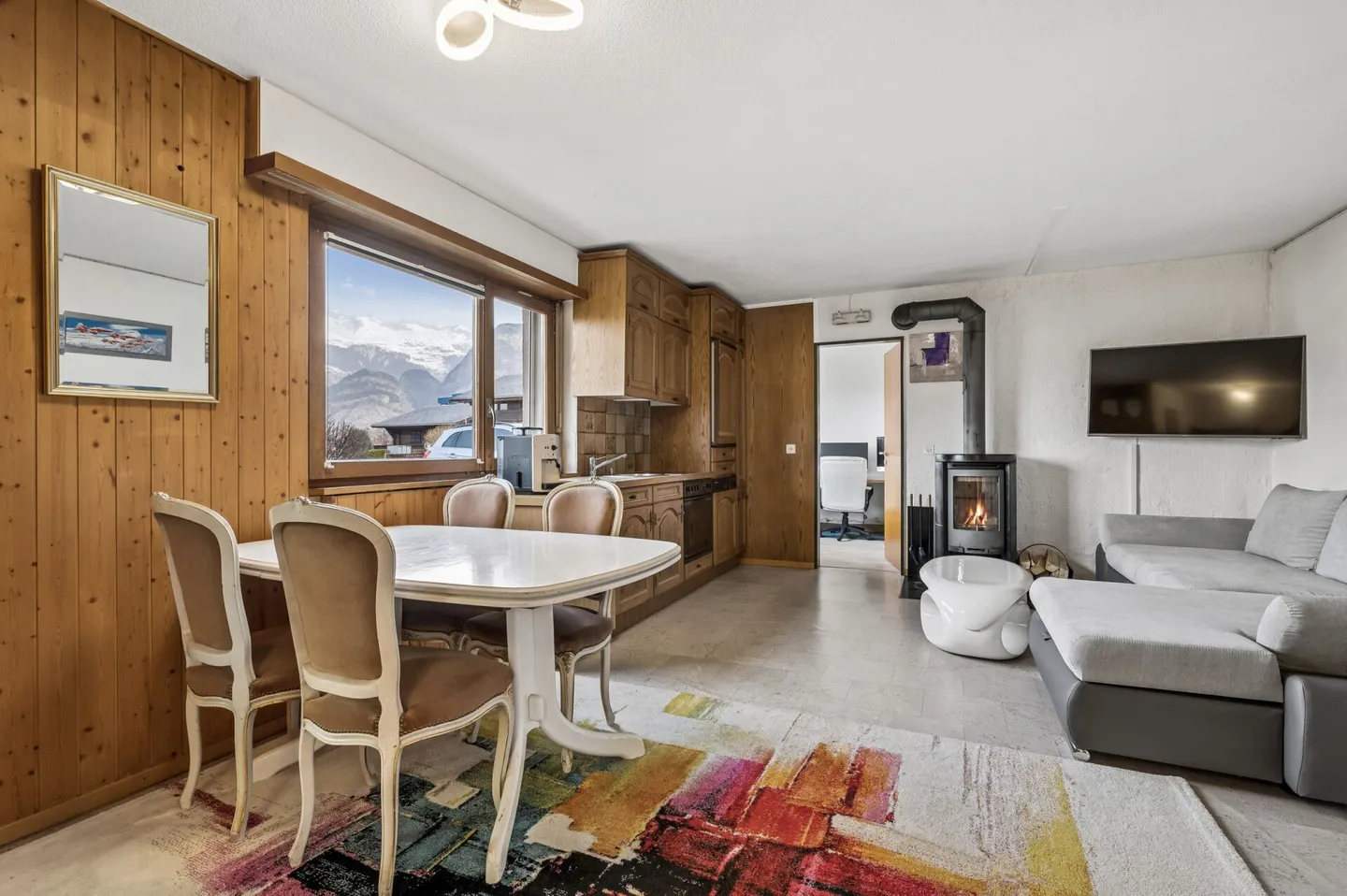 4.5-Room Garden Apartment with Great View - Photo 2 of 13