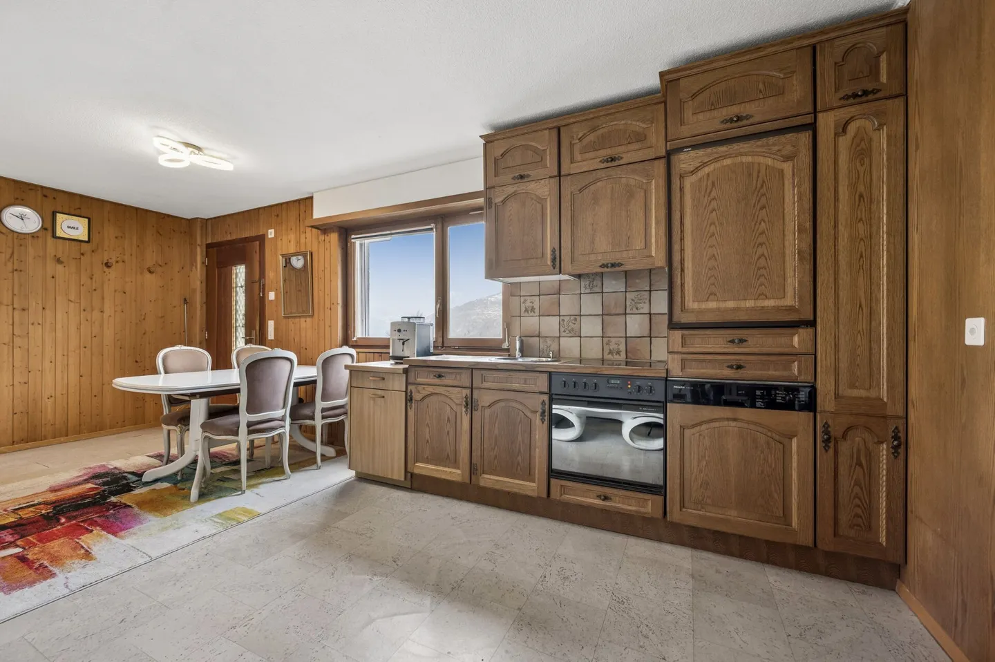 4.5-Room Garden Apartment with Great View - Photo 3 of 13