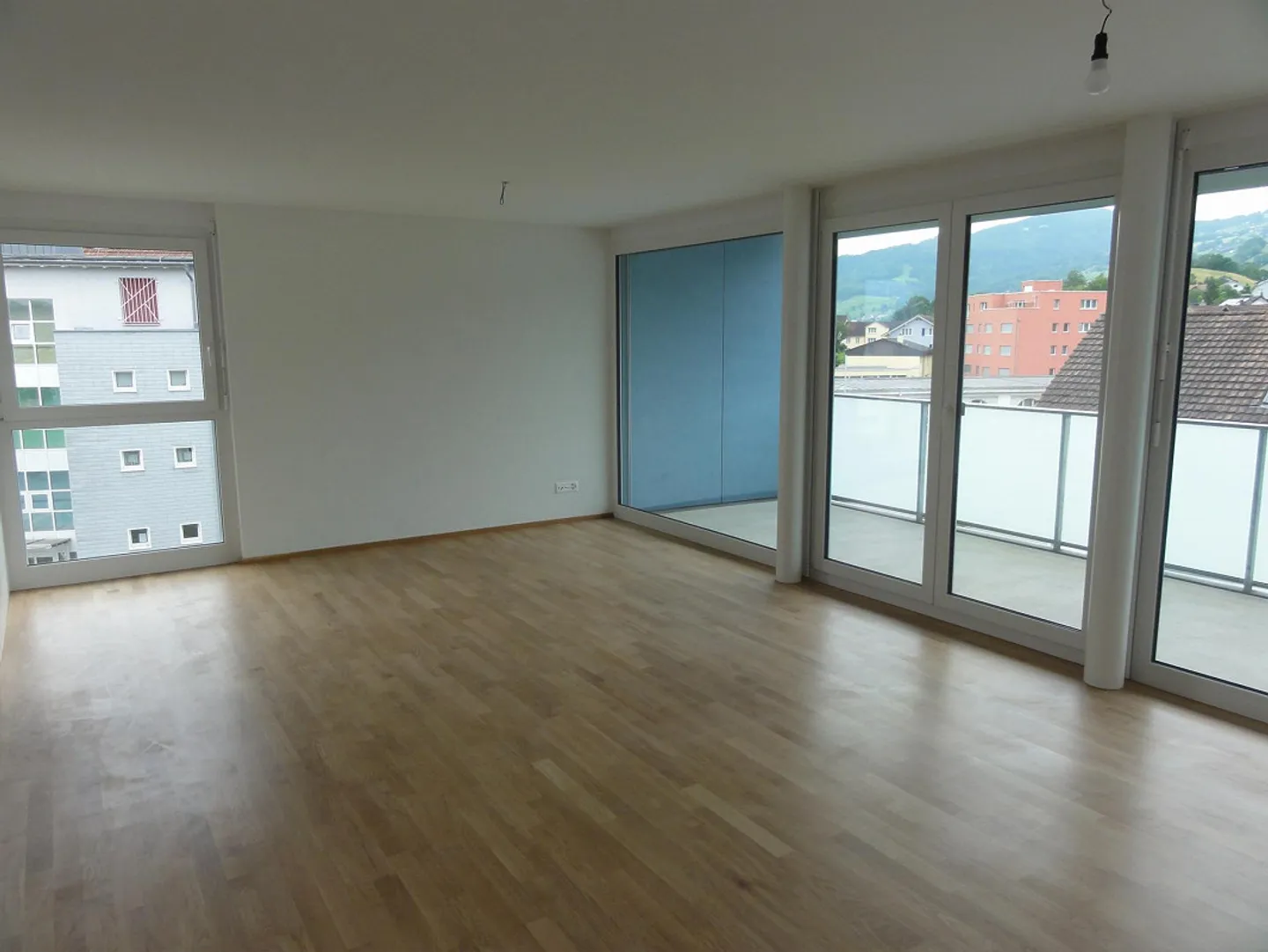 Feldwiesen Development / 4.5-room West apartment with washer/dryer - Photo 1 of 19