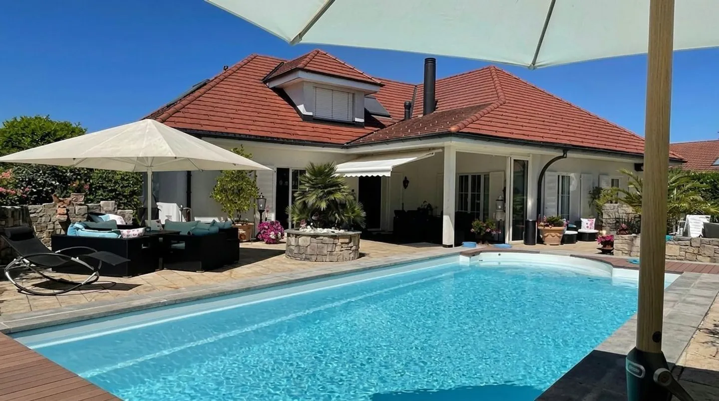Villa Élégante avec Piscine Privée - Photo 8 sur 13