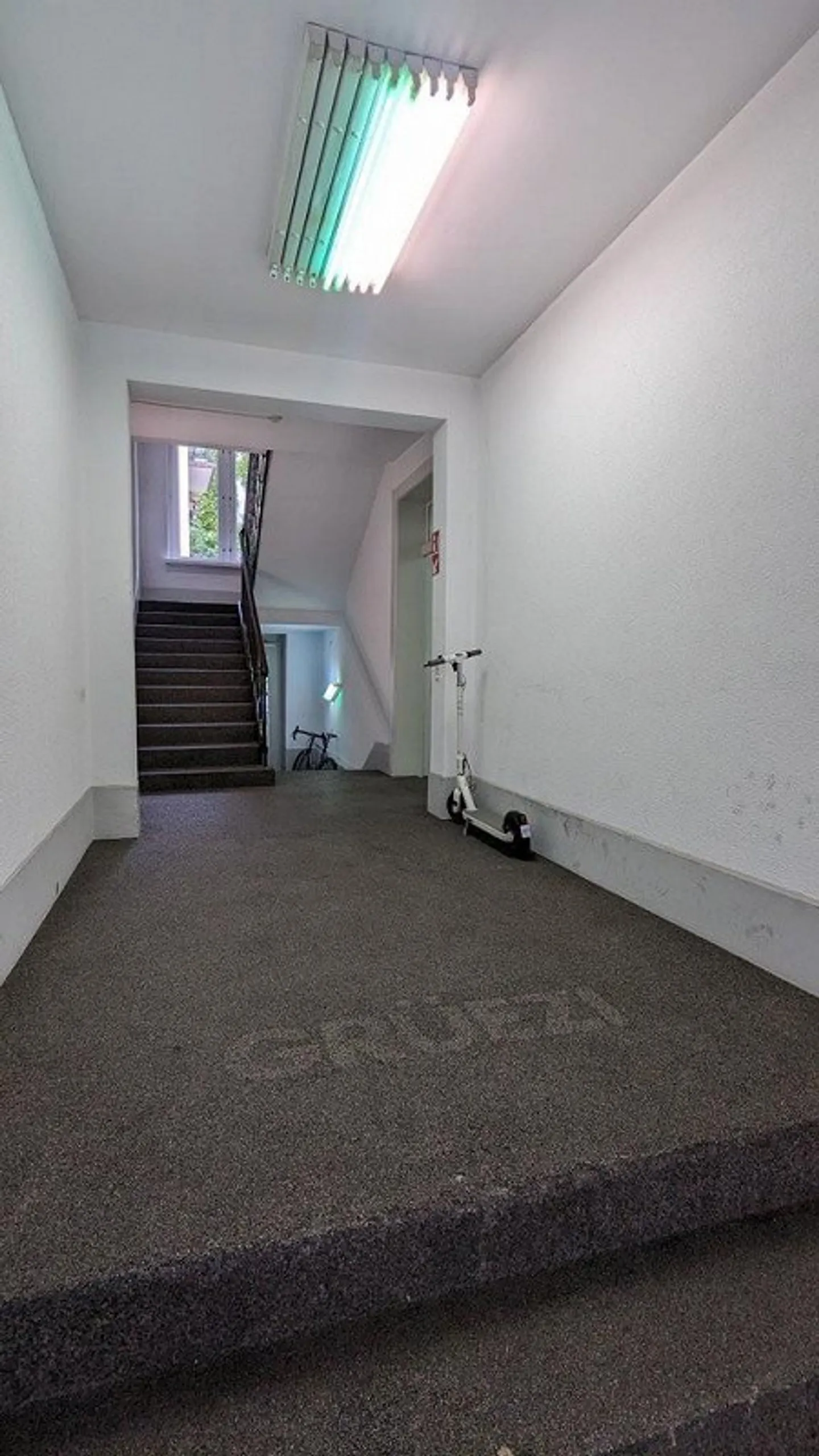 Attractive, central therapy or office spaces - Photo 4 of 5