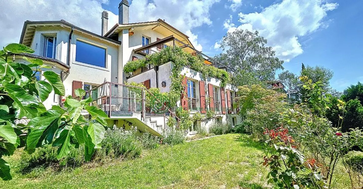 Charming Multi-Family Home - Photo 17 of 17