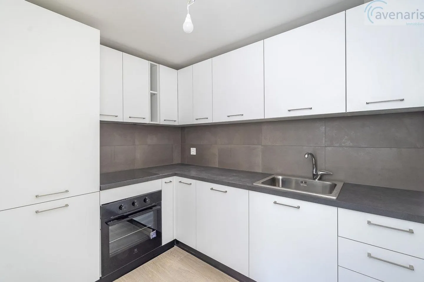 Renovated Yield Property on the Aare in the Beautiful Town of Aarburg - Photo 17 of 25