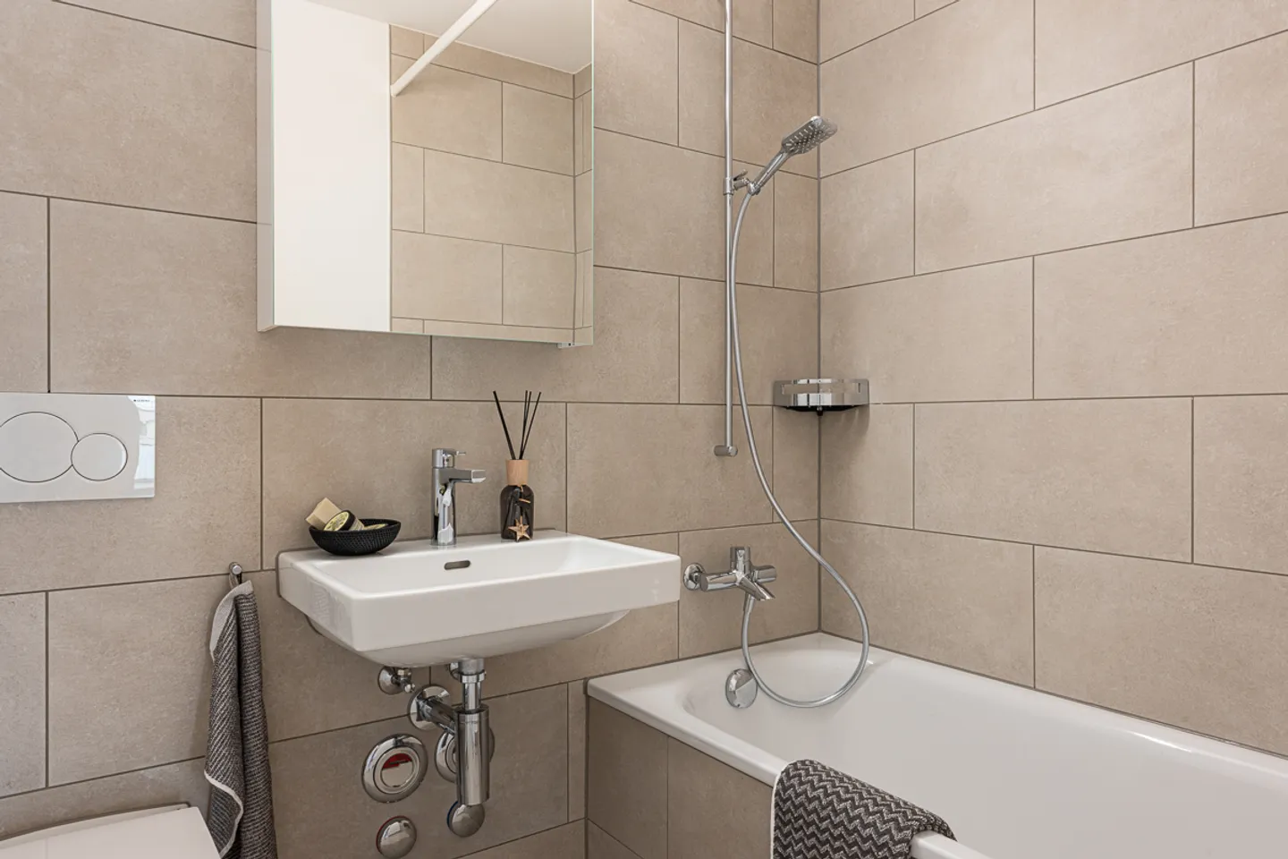 Urban Living Dream with Style in Zofingen! - Photo 7 of 8