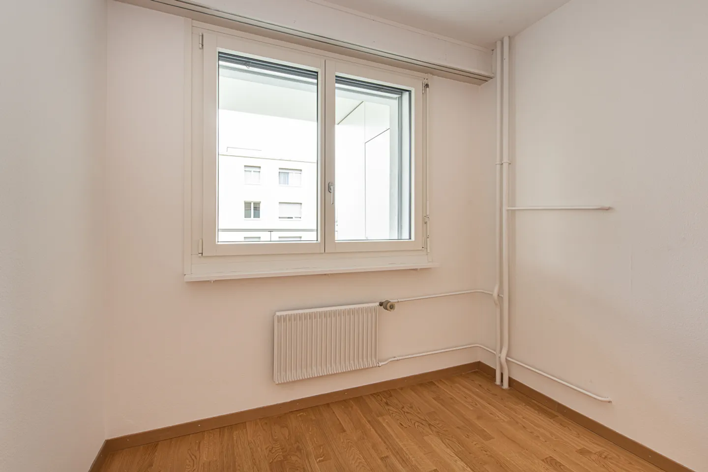 Urban Living Dream with Style in Zofingen! - Photo 5 of 8