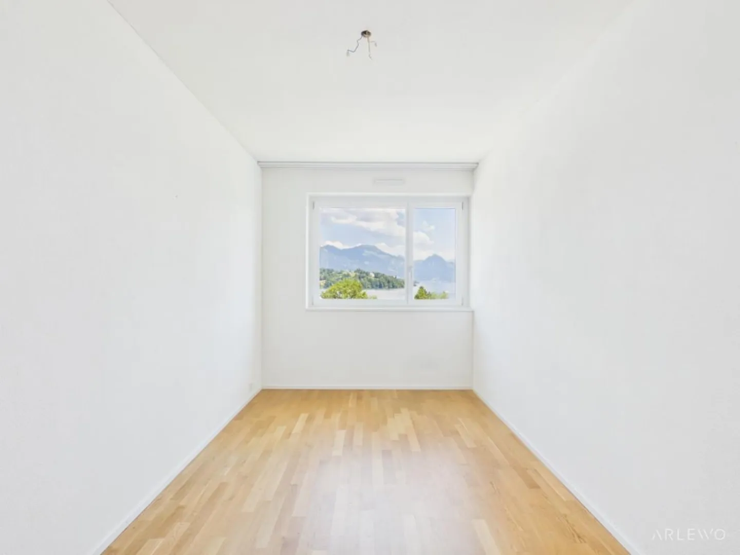 Vivere con una meravigliosa vista sul lago - Foto 7 di 15