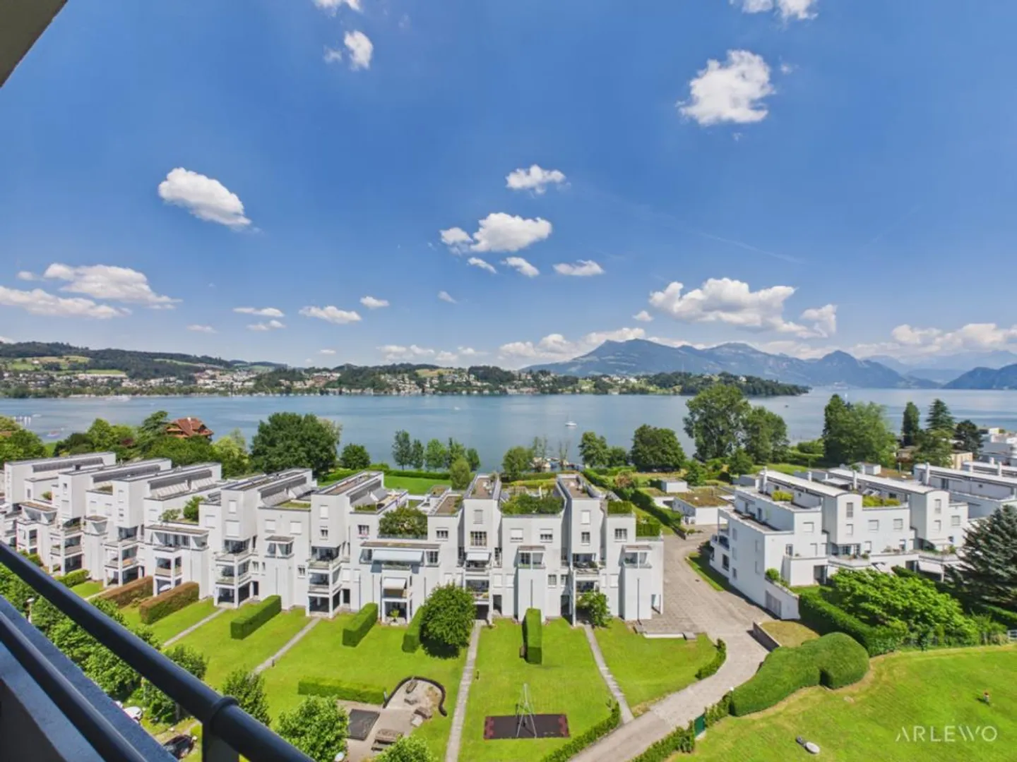 Vivere con una meravigliosa vista sul lago - Foto 15 di 15