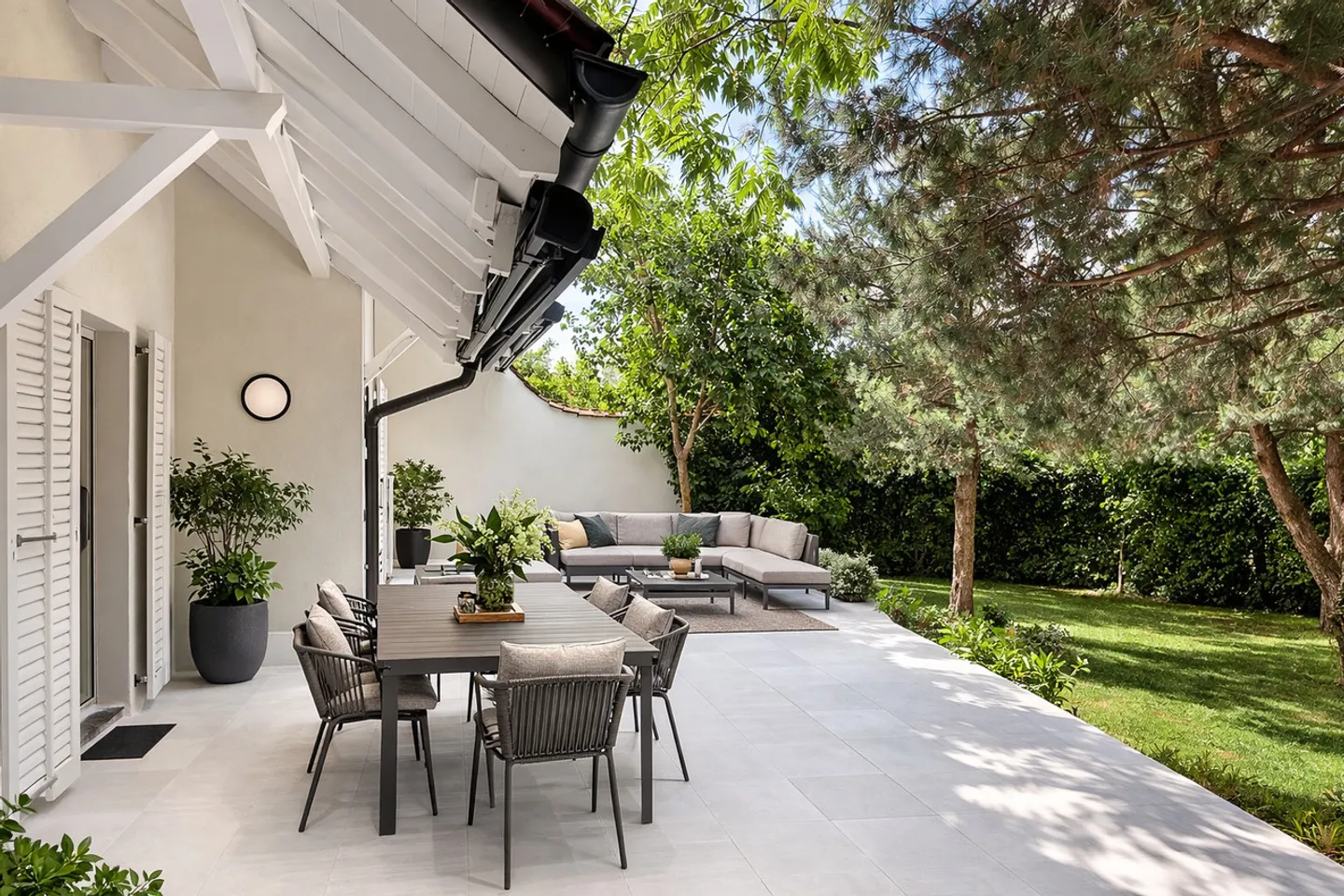 Renovated family villa in Commugny with independent guest studio - Photo 1 of 11