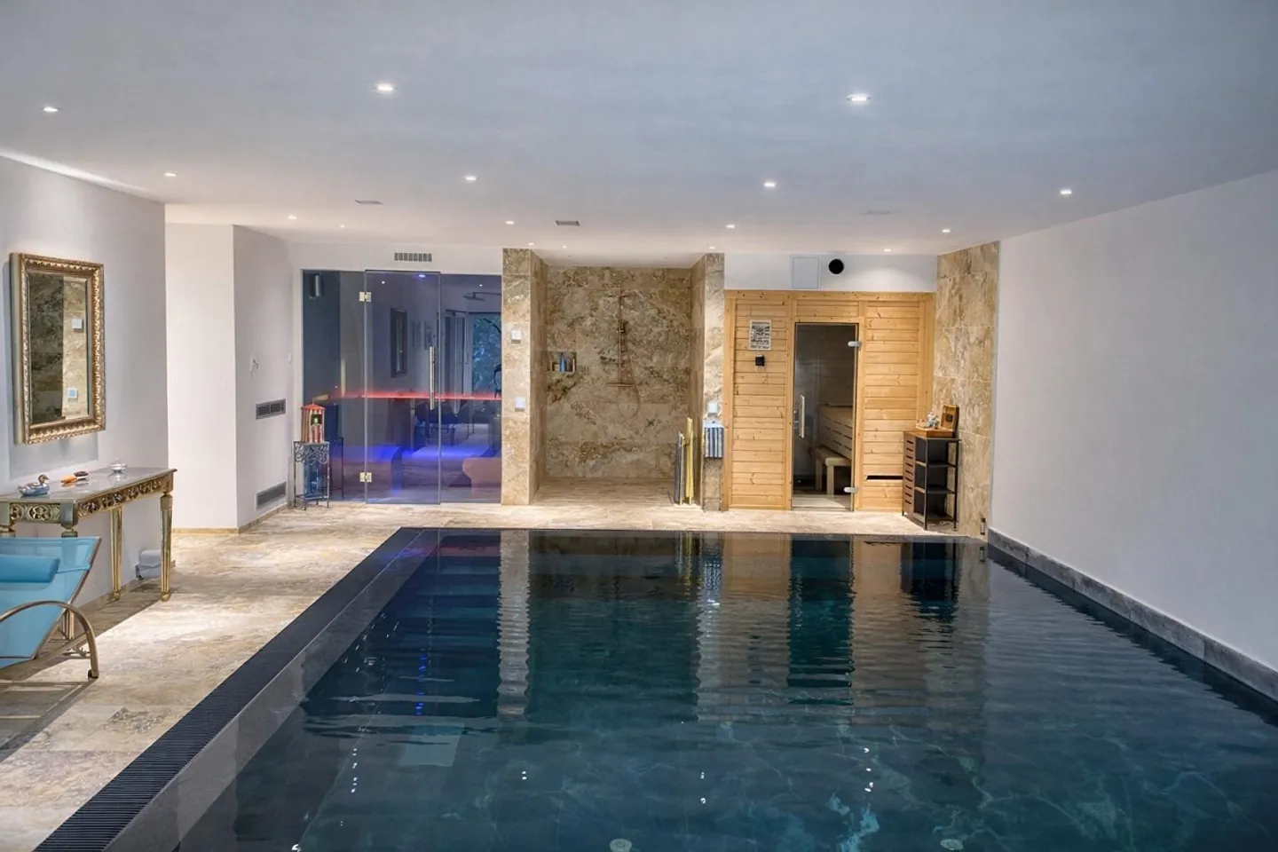 Exklusive Villa mit Seesicht - Foto 6 von 12