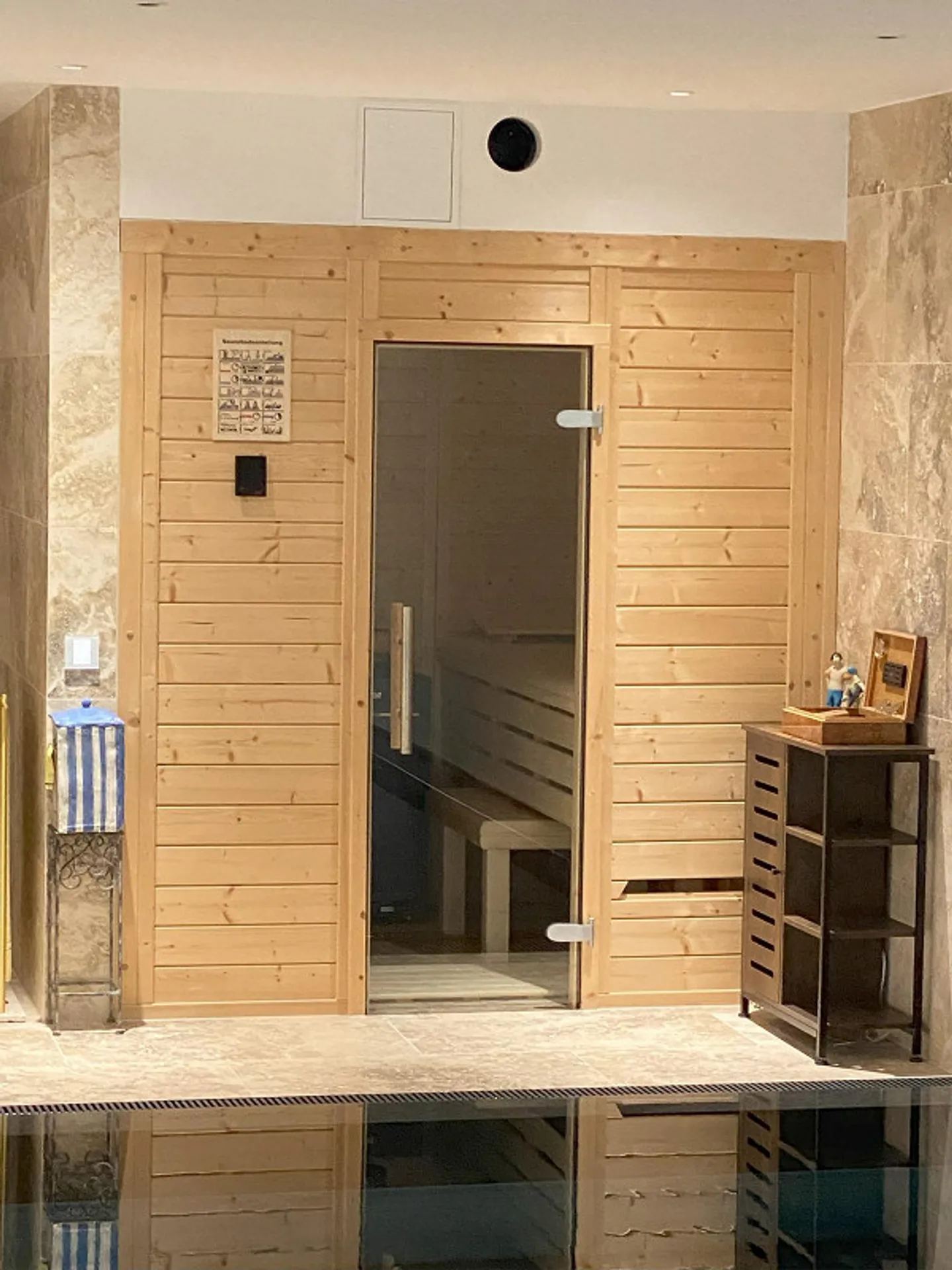 Exklusive Villa mit Seesicht - Foto 8 von 12