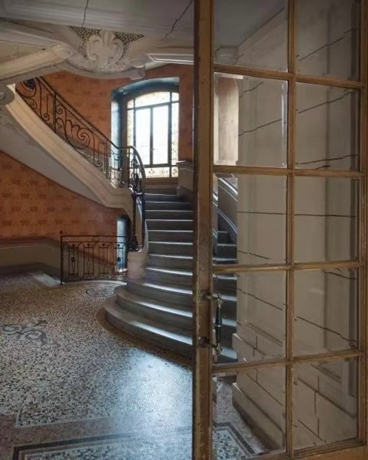 Elegant Lausanne Apartments - Photo 3 of 8