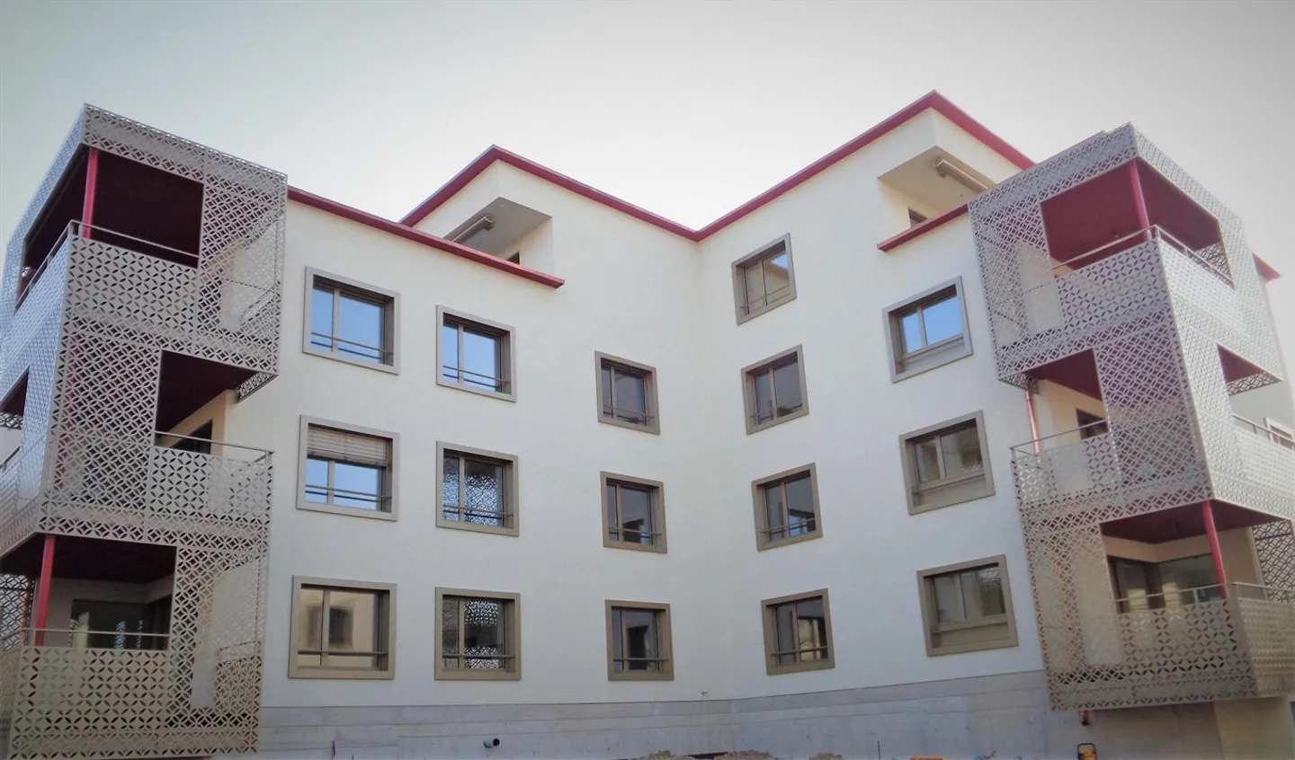 2.5 Zimmerwohnung in Oberengstringen - Foto 1 von 9