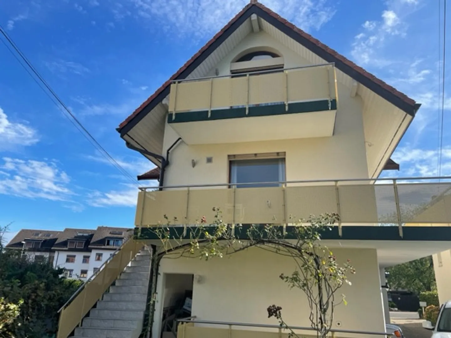 Schöne möblierte Duplexwohnung im Herzen von Gland - Foto 1 von 8