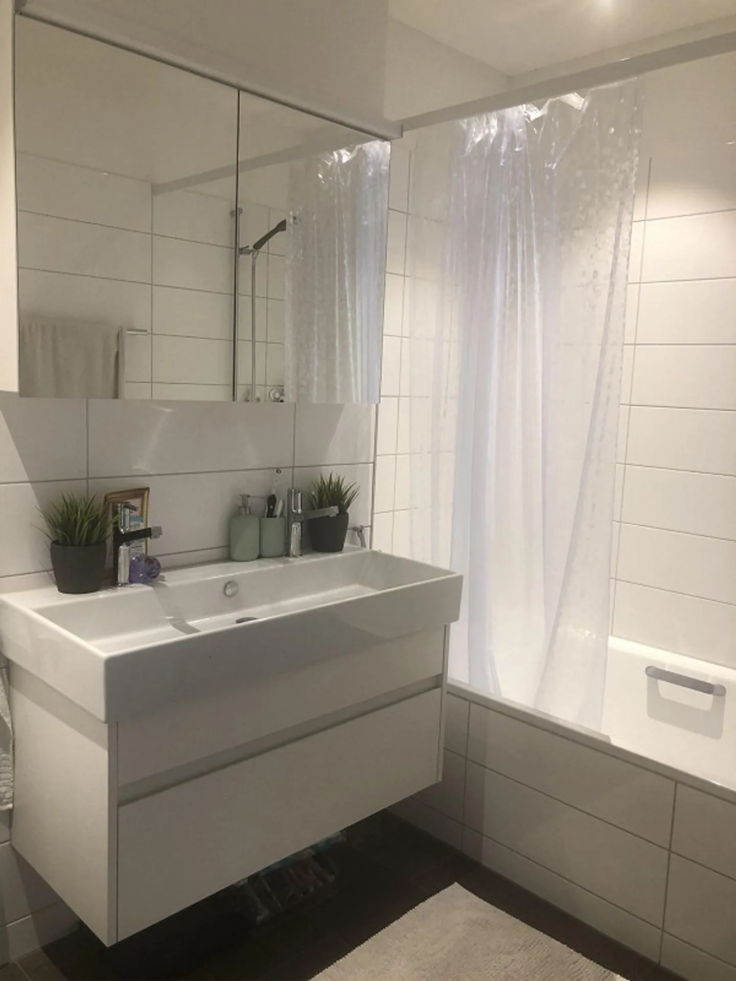 2.5 Zimmerwohnung in Oberengstringen - Foto 2 von 9