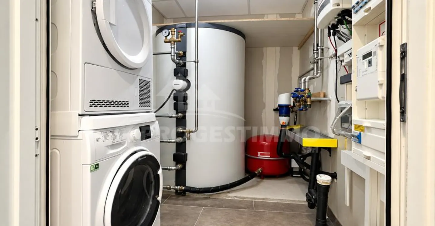 CHARMANTE PETITE MAISON RÉNOVÉE AVEC GOÛT - Foto 9 di 11