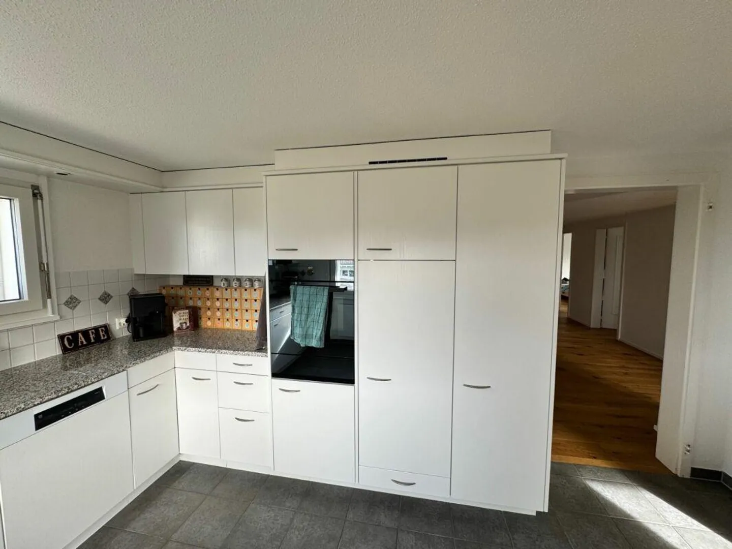 Modernes Apartment mit Panoramablick - Foto 6 von 16