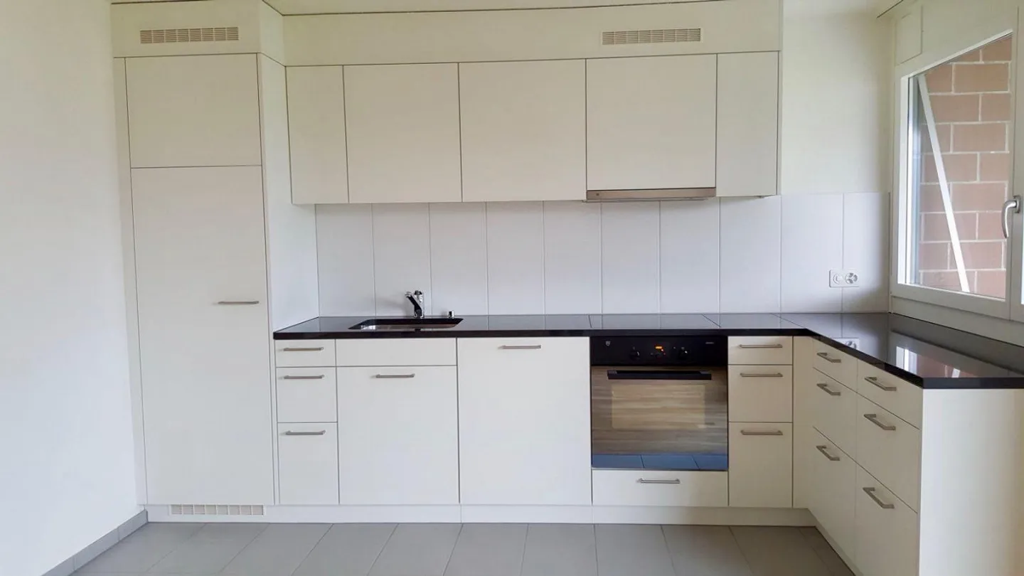 Bellissimo appartamento di 4,5 stanze con balcone - Foto 3 di 10