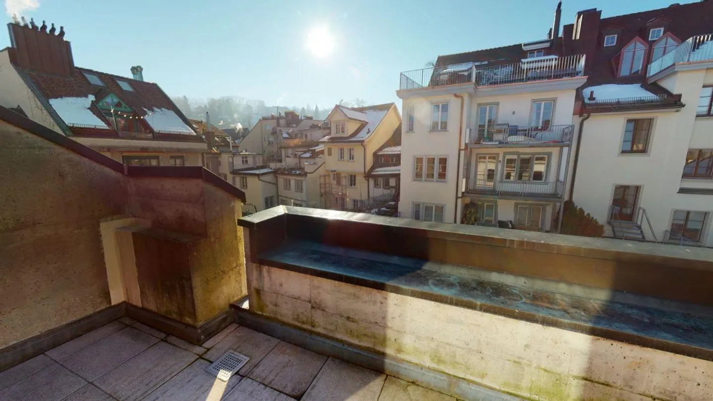 Maisonette lumineuse de 2½ pièces - Photo 7 sur 9