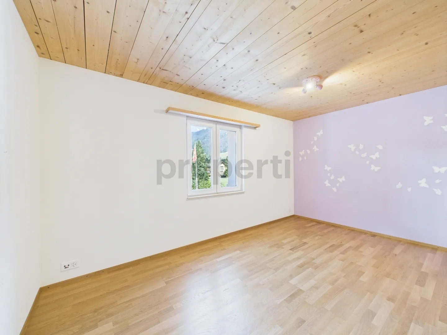 Helle 4.5-Zimmer Wohnung in Alpthal SZ - Foto 7 von 11