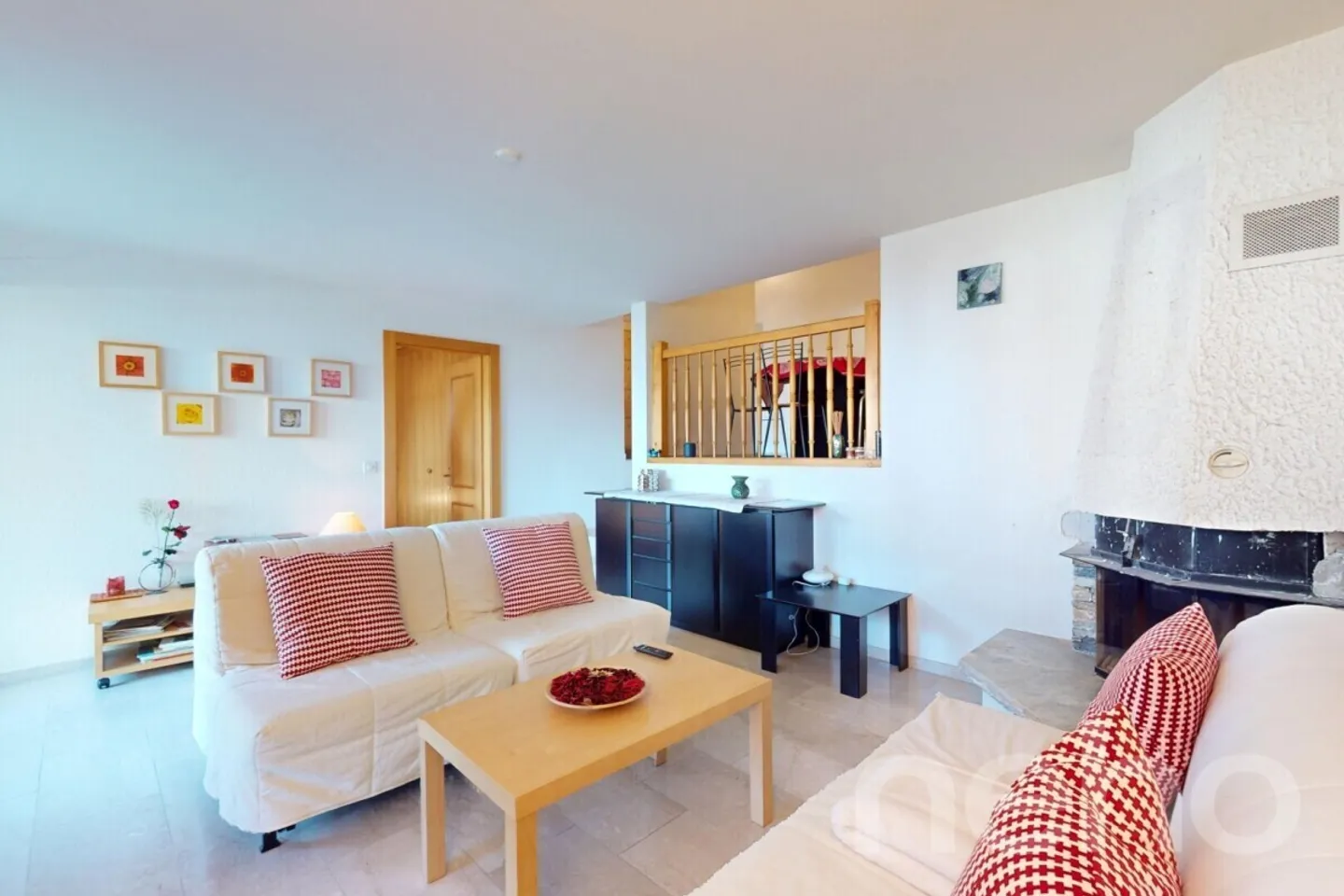 2.5-room garden-level apartment with indoor pool - Photo 1 of 9