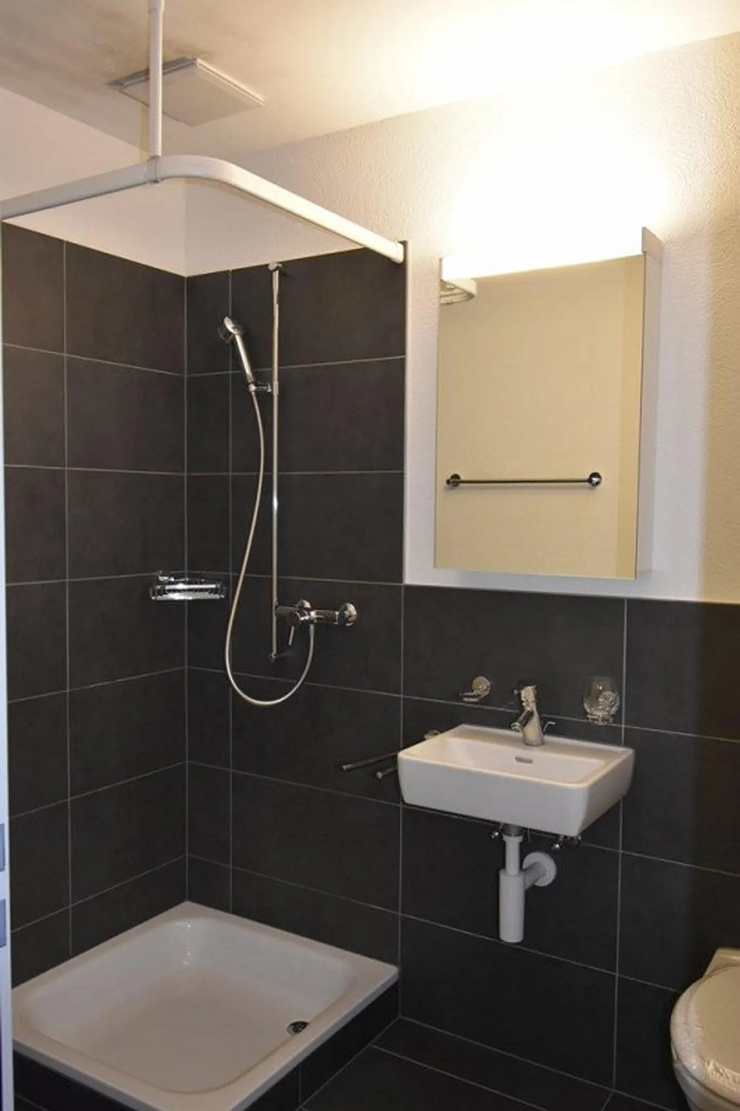 Moderne Wohnung in grüner Umgebung - Foto 6 von 7