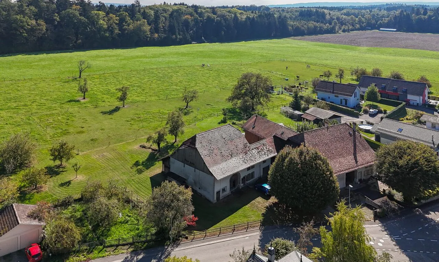 Fattoria di villaggio da ristrutturare - ambiente ideale e grande potenziale - Foto 4 di 11