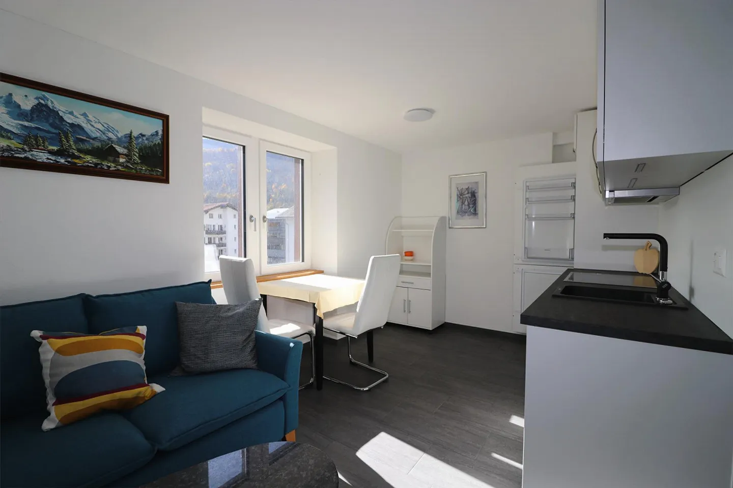 First occupancy after renovation centrally located in Ilanz - Photo 3 of 6
