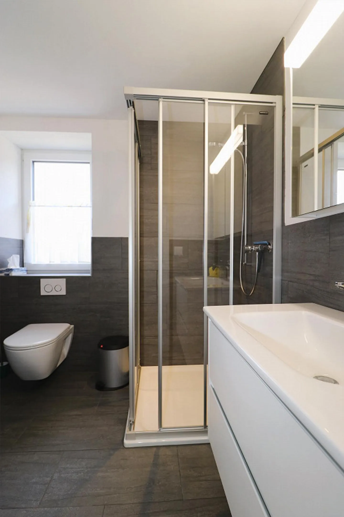 First occupancy after renovation centrally located in Ilanz - Photo 6 of 6
