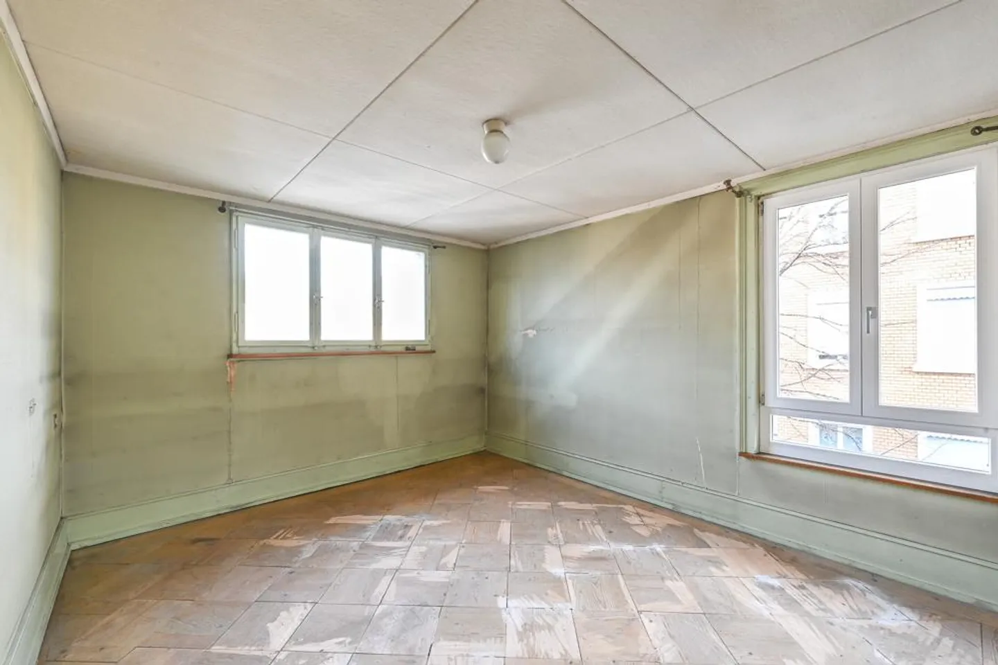 Villa storica in stile Liberty con ampio spazio - Foto 4 di 5