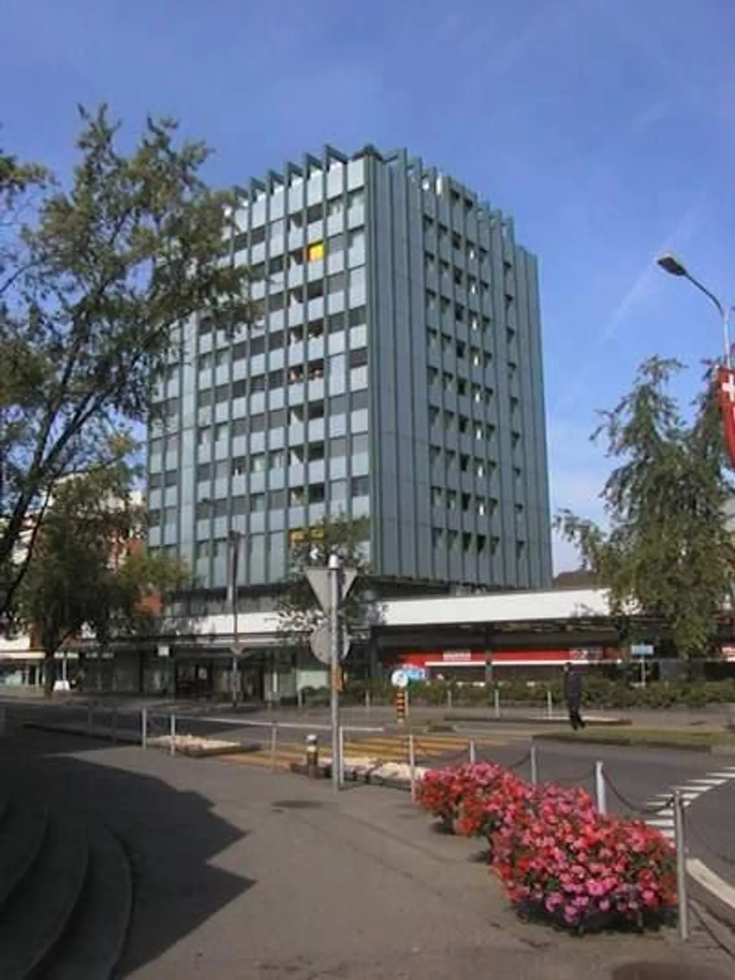 Does your motorcycle need shelter? - Photo 1 of 1