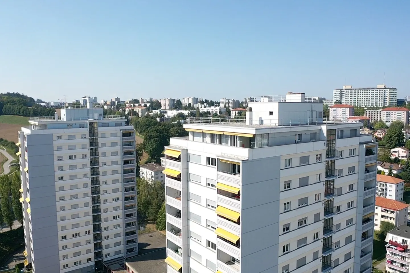 Appartement spacieux dans un quartier calme - Photo 1 sur 2